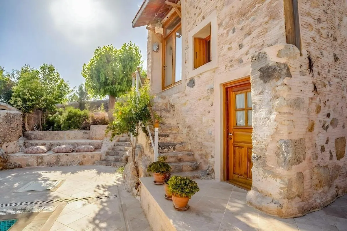Villa Apsara - Secluded Oasis - Big Pool - Amazing Views Fethiye